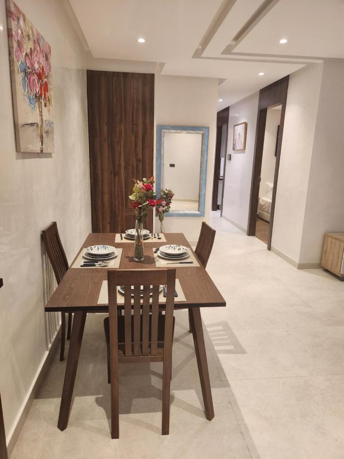 Modern Luxury Retreat: 2-Bedroom Apartment In The Heart Of Marrakech Marrakesh Exterior foto