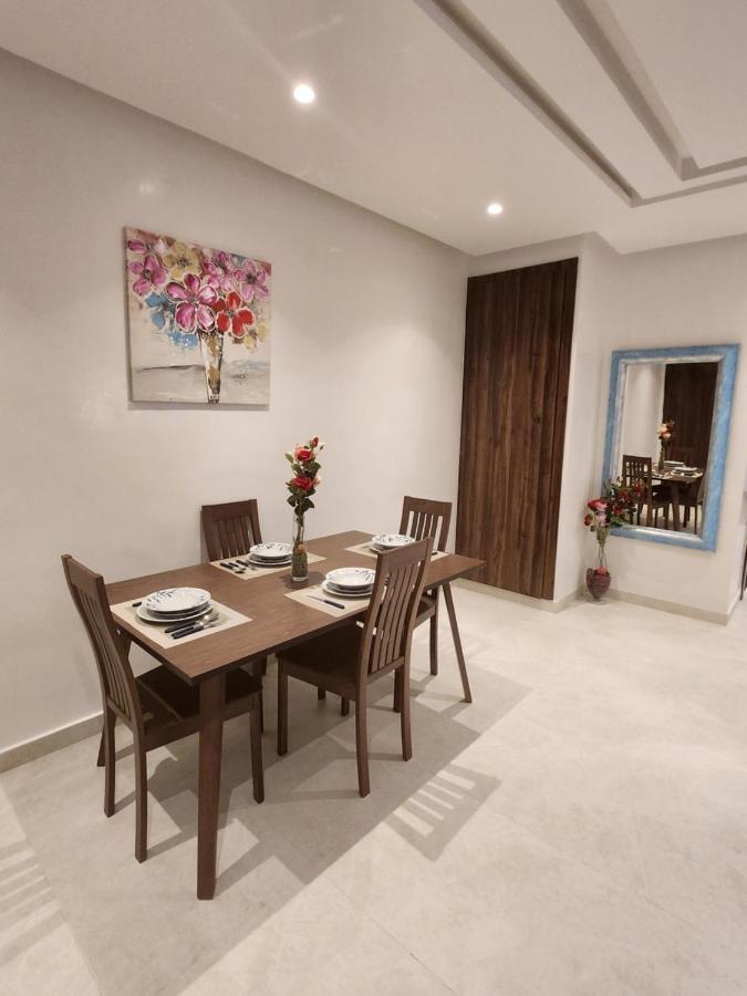 Modern Luxury Retreat: 2-Bedroom Apartment In The Heart Of Marrakech Marrakesh Exterior foto